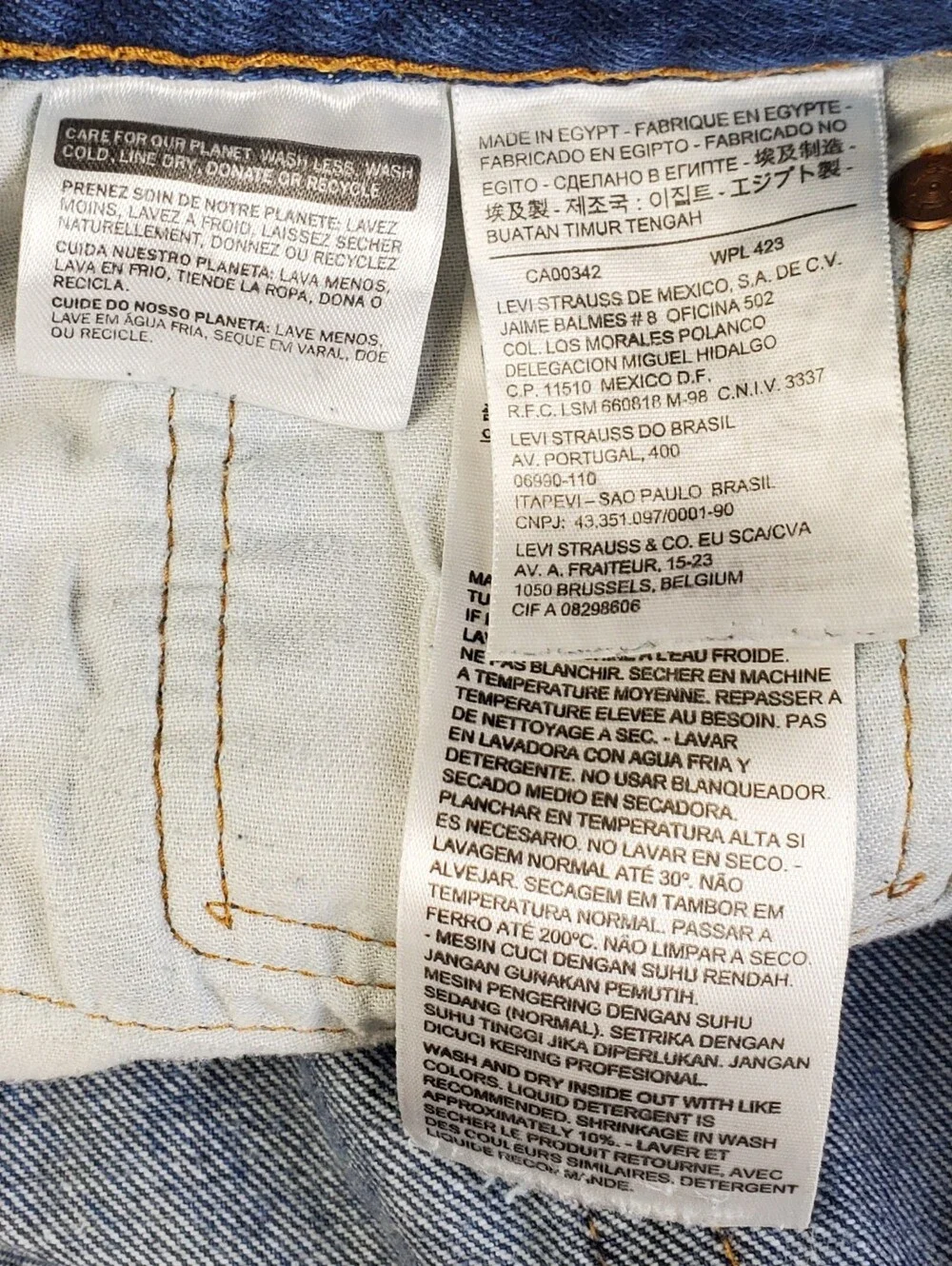Levis Mens 501 Button Fly Denim Jeans - Size 40 x 32 - GUC - SEE PHOTOS